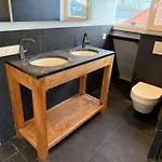Stylish 1-bedroom In *