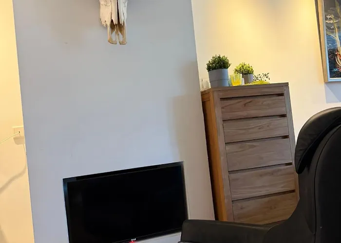 Stylish 1-bedroom In *